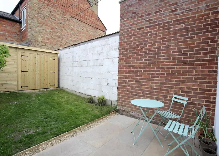 Sunny Victorian 2Br Townhouse Oxford Pass The Keys